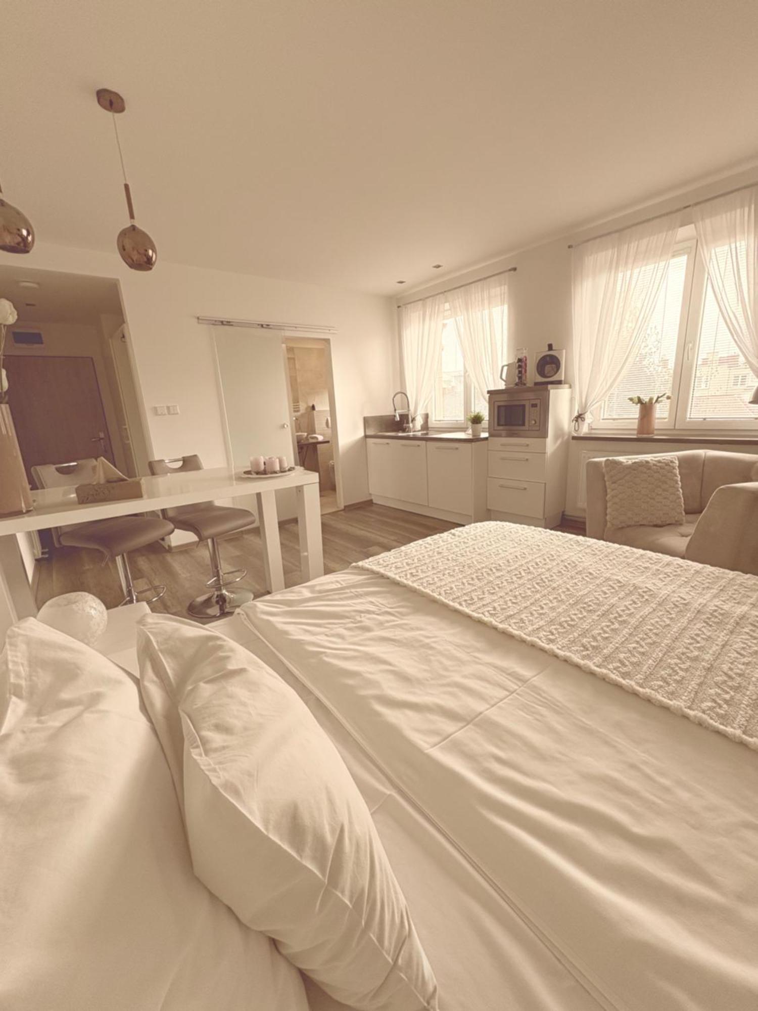 Trio Apartments Ostrava Extérieur photo